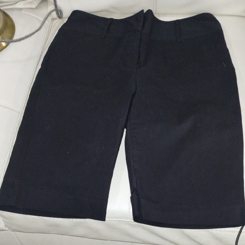 Dana Buchman Black Signature Shorts